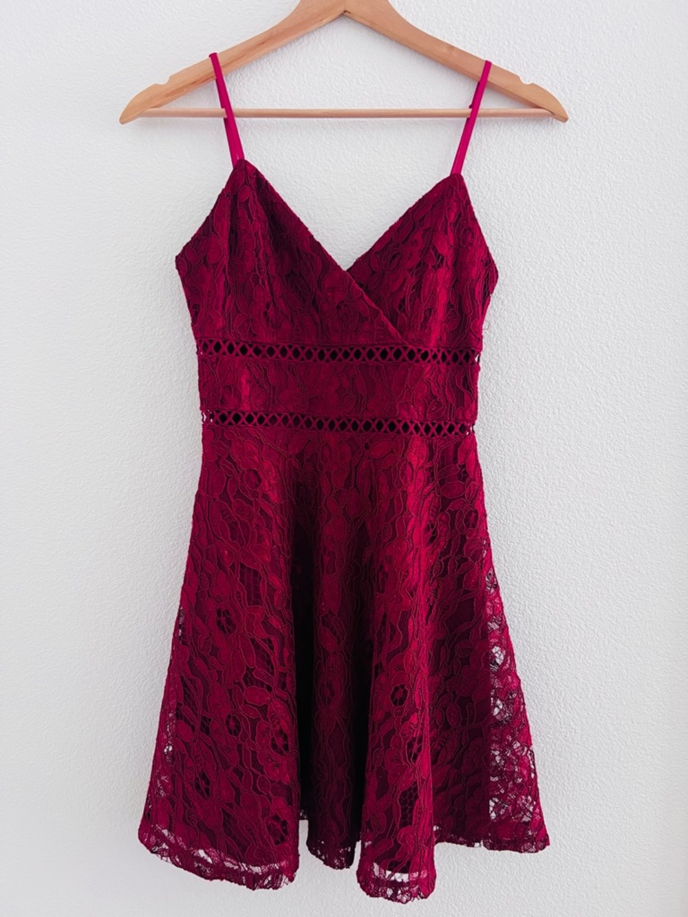 Francesca’s x Mi Ami Lace Dress